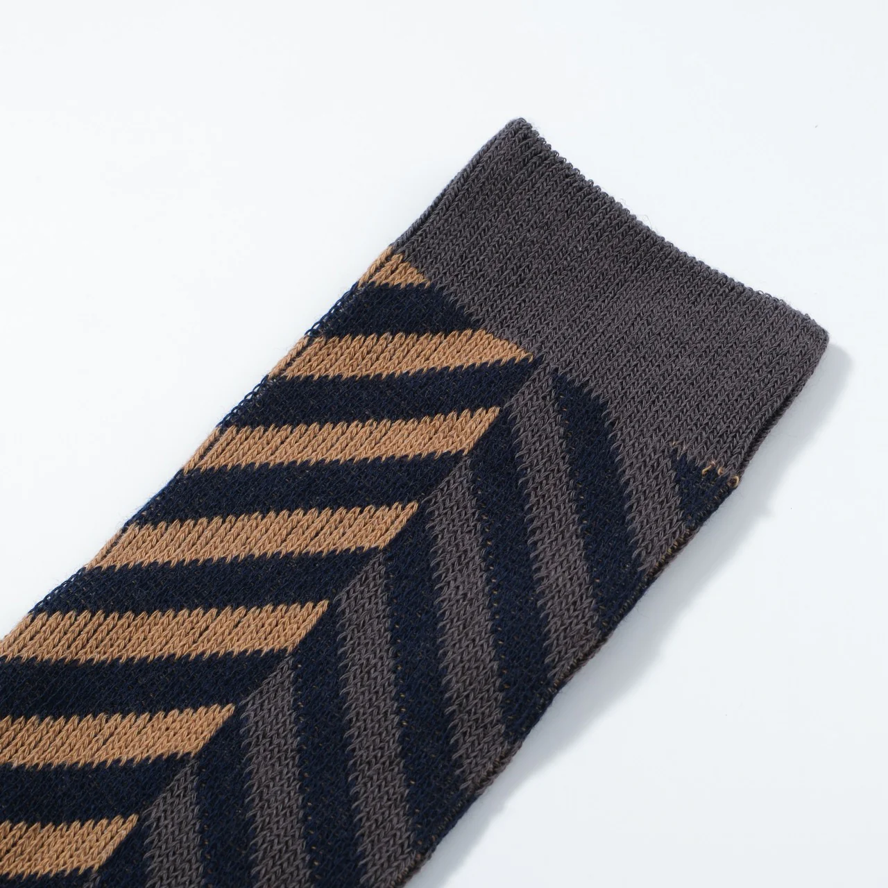 Tube Socks Men's Retro Striped Socks - Image 8