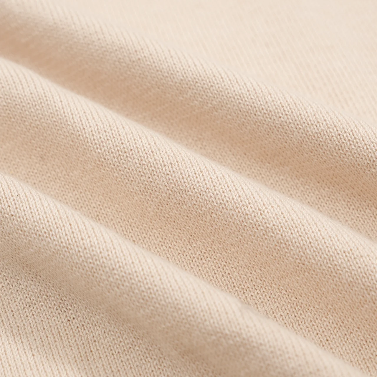 Women's khaki knitted V-neck embroidered T-shirt - Image 7