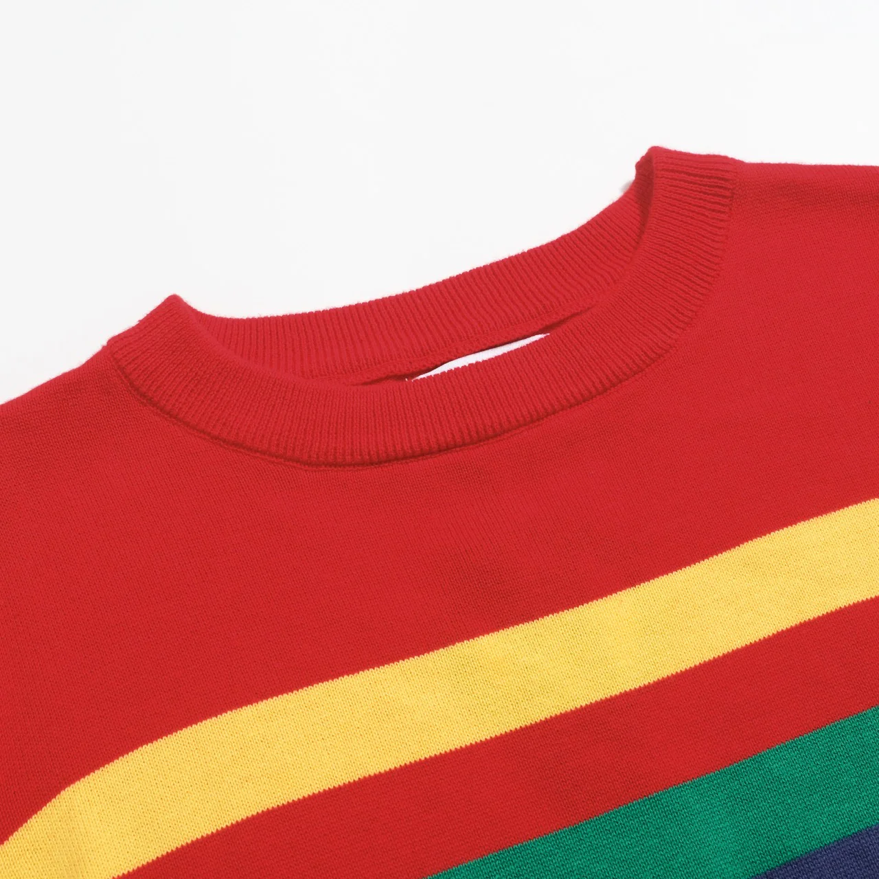 Women's red vintage striped jacquard knitwear - Image 4