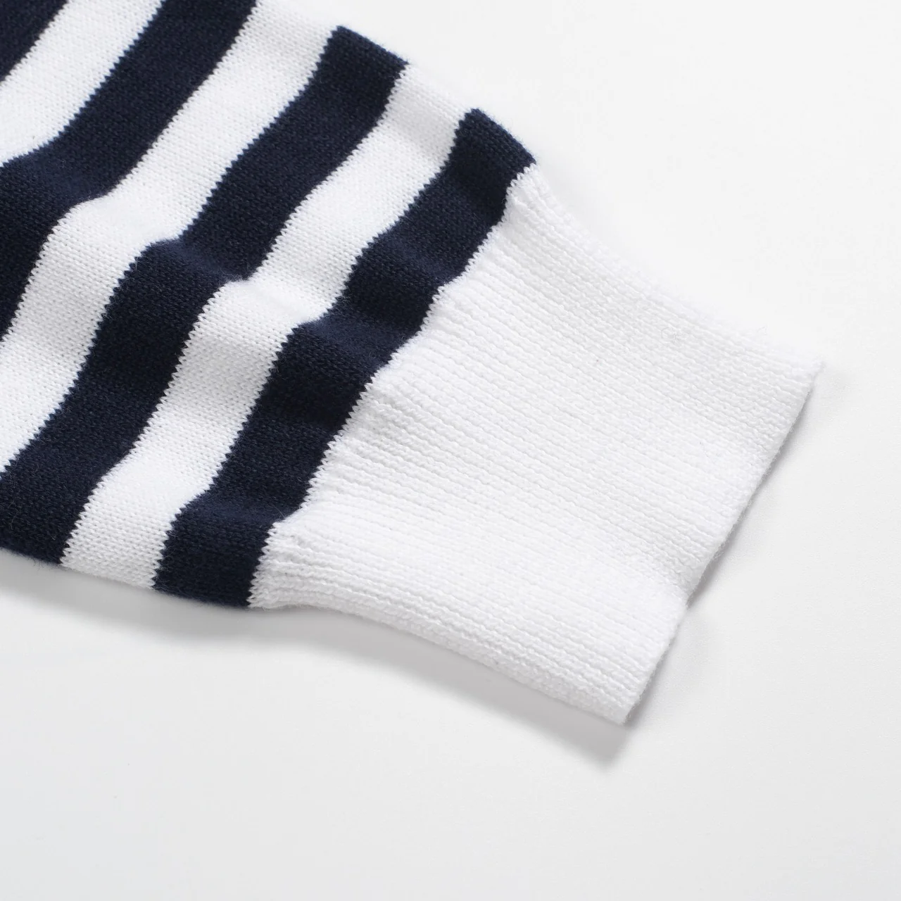 Women's stripe love vintage knit long-sleeved knitwear - Image 5